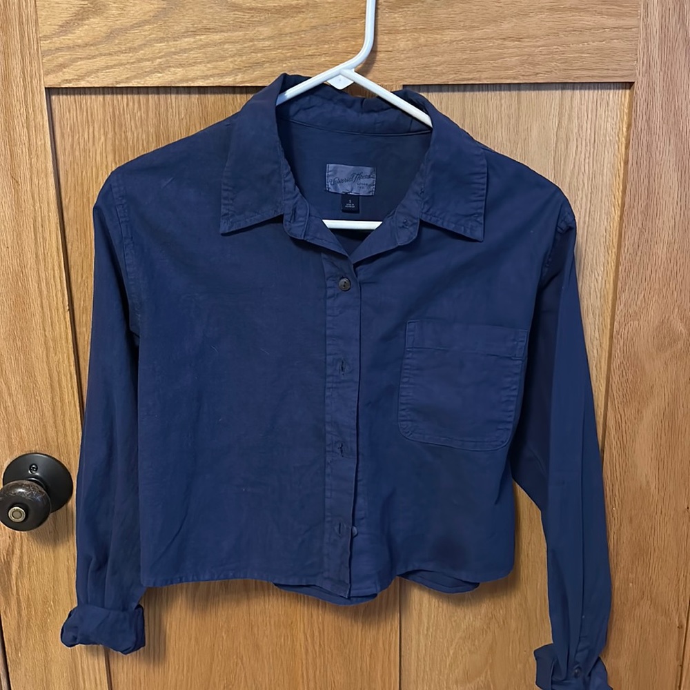 cropped button down shirt